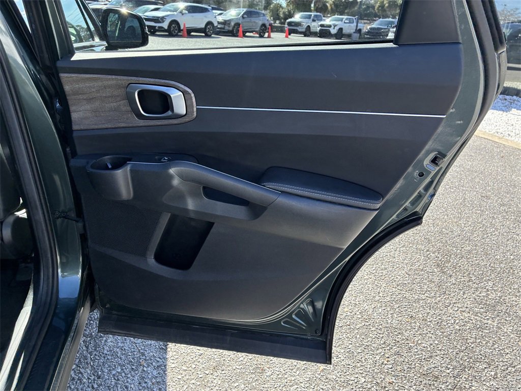 Used 2022 Kia Sorento X-Line EX image 31