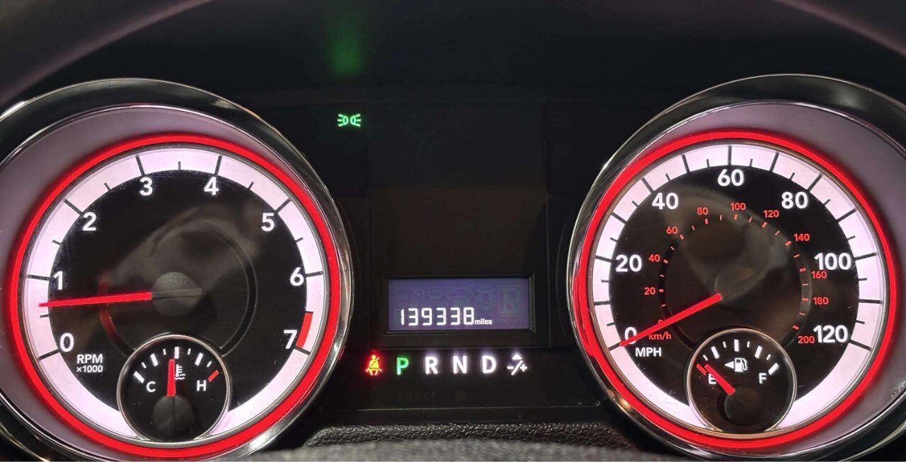 Used 2016 Dodge Grand Caravan American Value Package FWD image 28