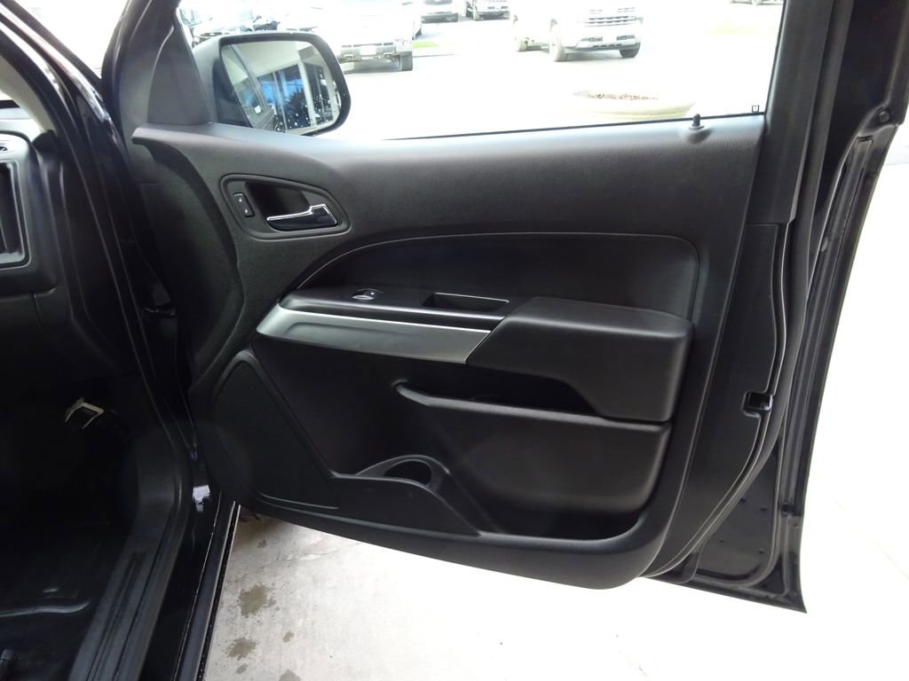 Certified 2022 Chevrolet Colorado LT w/ Fleet Safety Package image 29