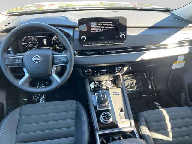 New 2026 Nissan Rogue SL AWD/4WD image 12