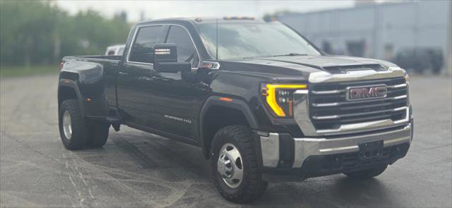 Used 2024 GMC Sierra 3500 SLE image 9
