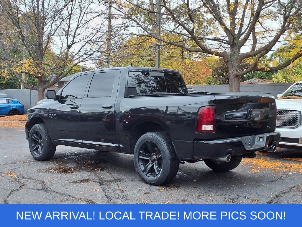 Used 2016 RAM 1500 Sport w/ Black Ram 1500 Sport Group AWD/4WD image 5
