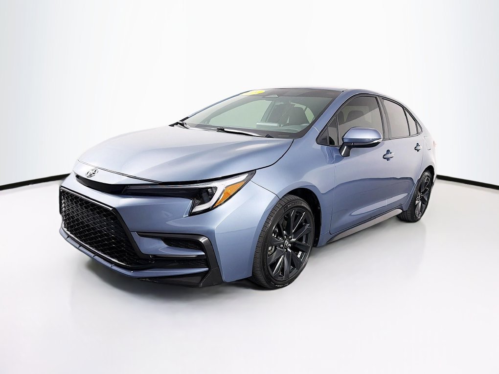 Used 2024 Toyota Corolla SE FWD image 3
