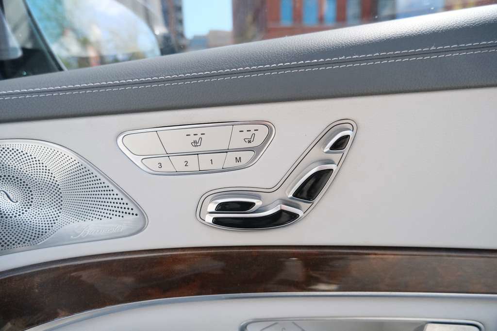 Used 2016 Mercedes-Benz S 550 Sedan image 38