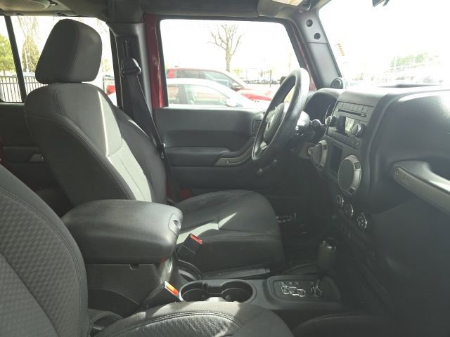 Used 2013 Jeep Wrangler Unlimited Sport w/ Max Tow Pkg image 26