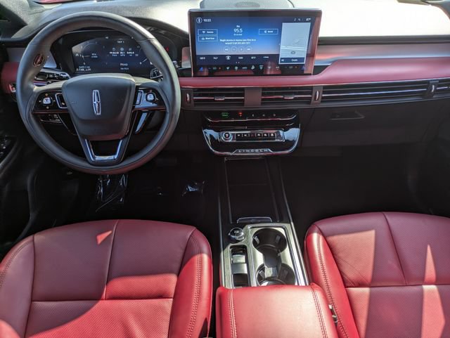 Certified 2025 Lincoln Corsair Reserve FWD image 15