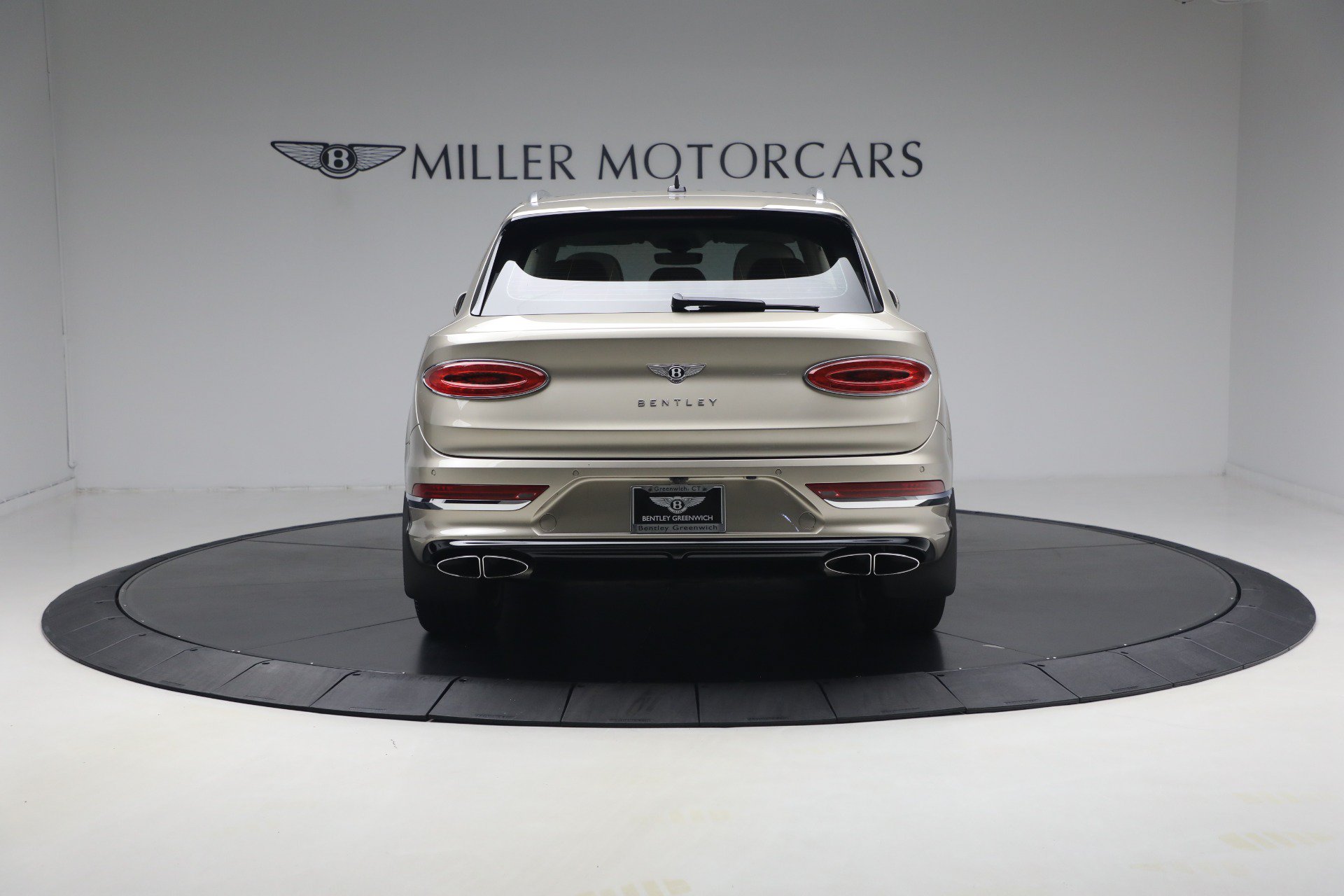 Certified 2021 Bentley Bentayga AWD/4WD image 6