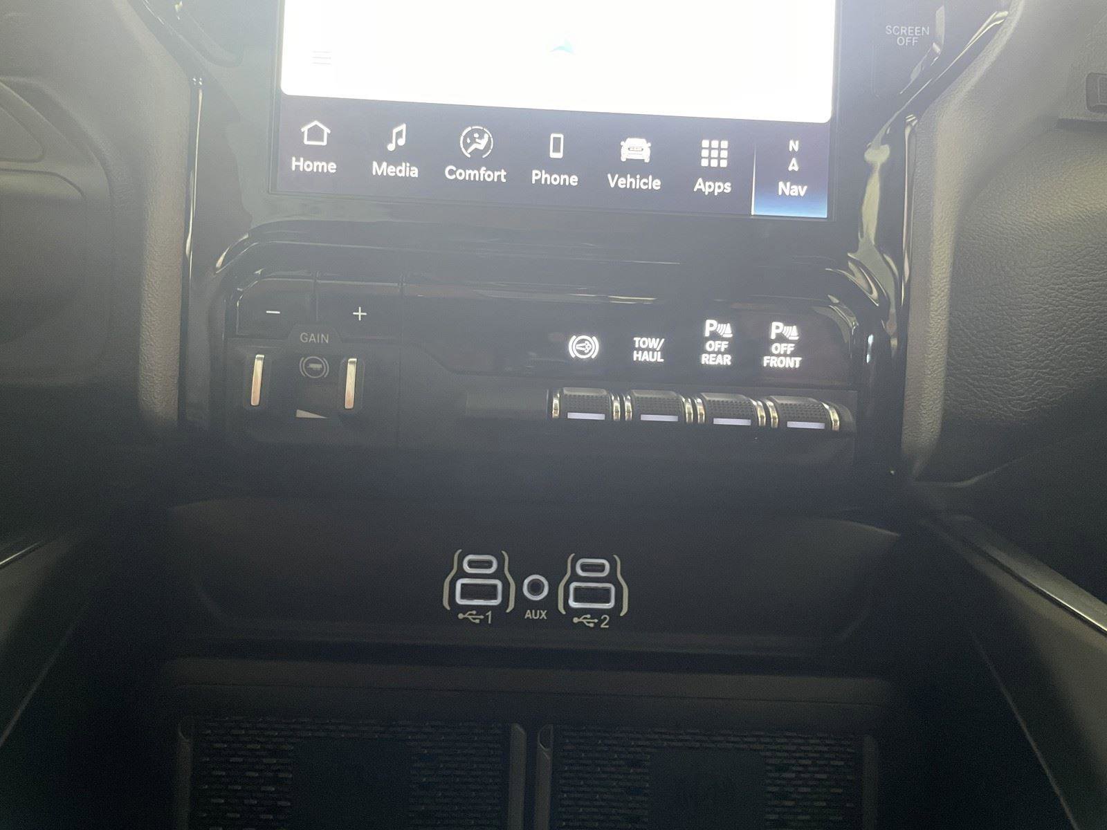 New 2025 RAM 2500 Laramie w/ Night Edition image 15