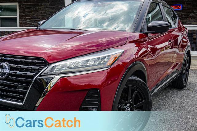 Used 2022 Nissan Kicks SR w/ Premium Package FWD image 6