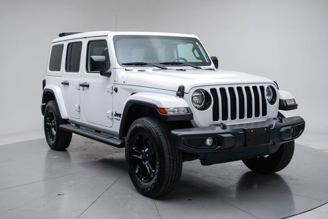 Used 2019 Jeep Wrangler Unlimited Sahara AWD/4WD image 9
