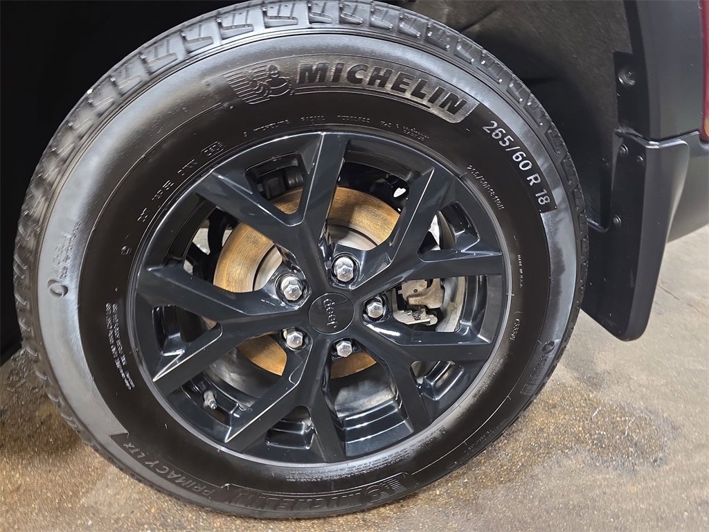 Used 2024 Jeep Grand Cherokee Altitude image 32