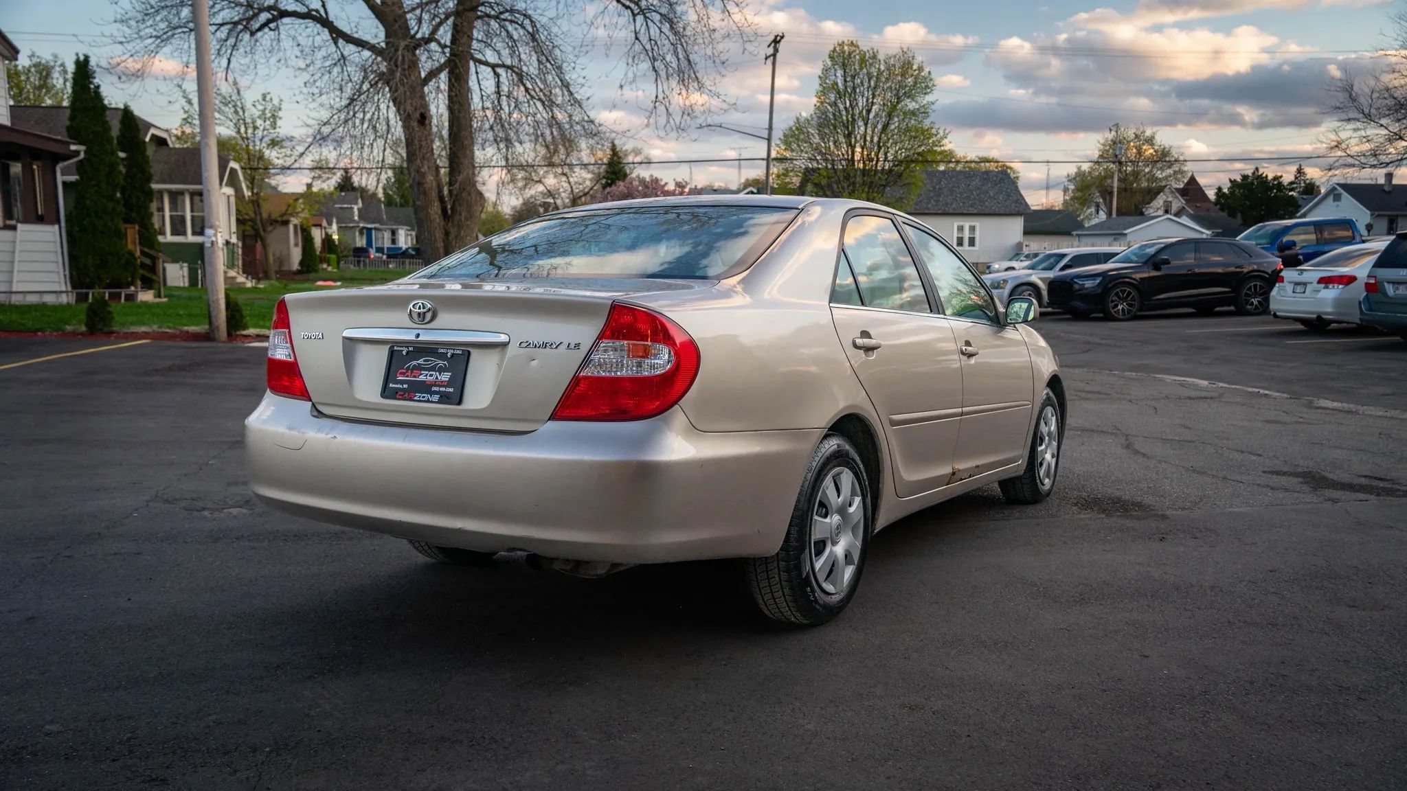 Used 2004 Toyota Camry LE w/ Fleet Convenience Pkg FWD image 9