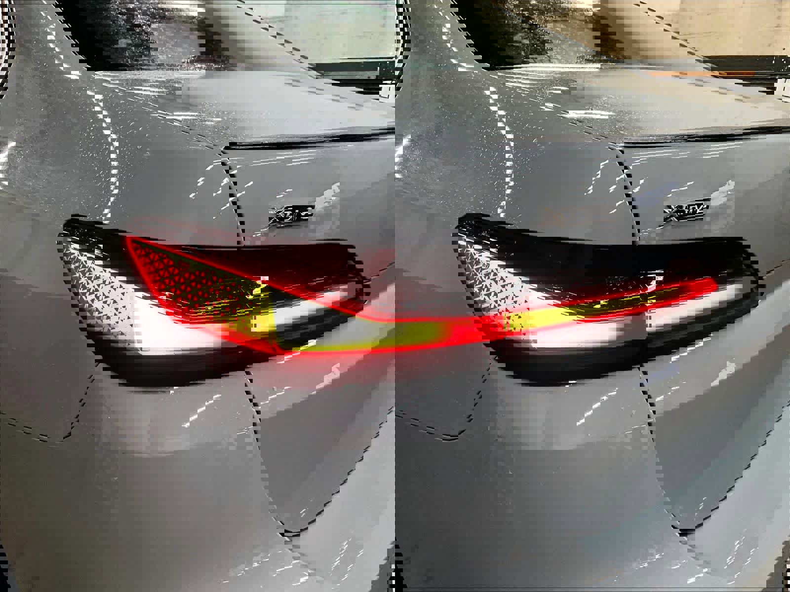 Certified 2025 BMW 760i xDrive image 30