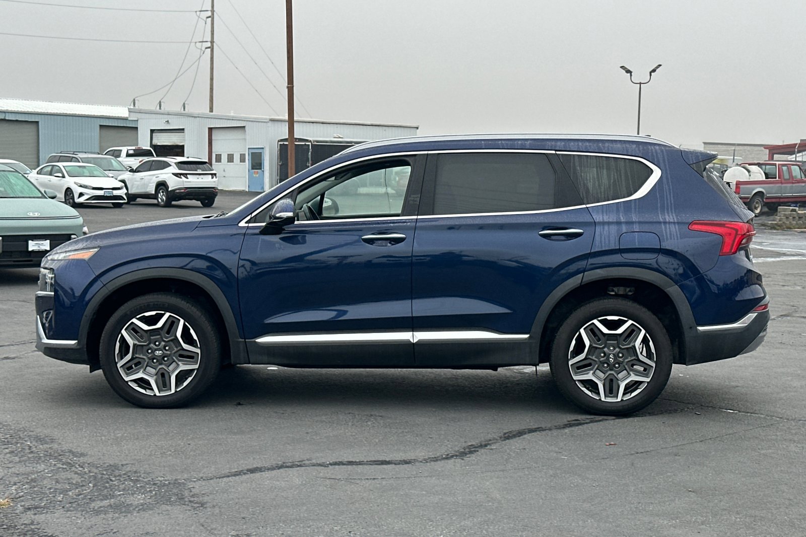Used 2023 Hyundai Santa Fe Limited image 8