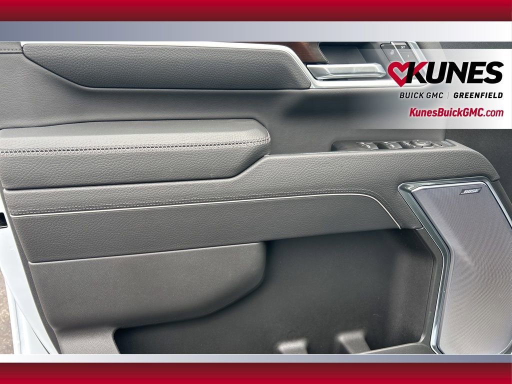 New 2026 GMC Sierra 3500 Denali w/ Denali Reserve Package image 17