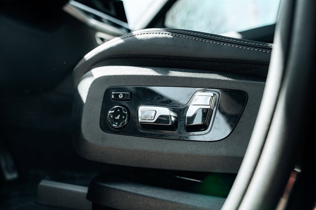 Used 2026 BMW X5 xDrive40i w/ M Sport Package image 25