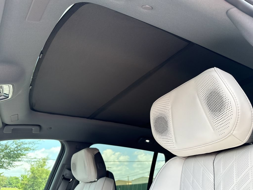 New 2026 Cadillac Escalade IQ AWD Sport 1 w/ LPO, Floor Liner Package image 17