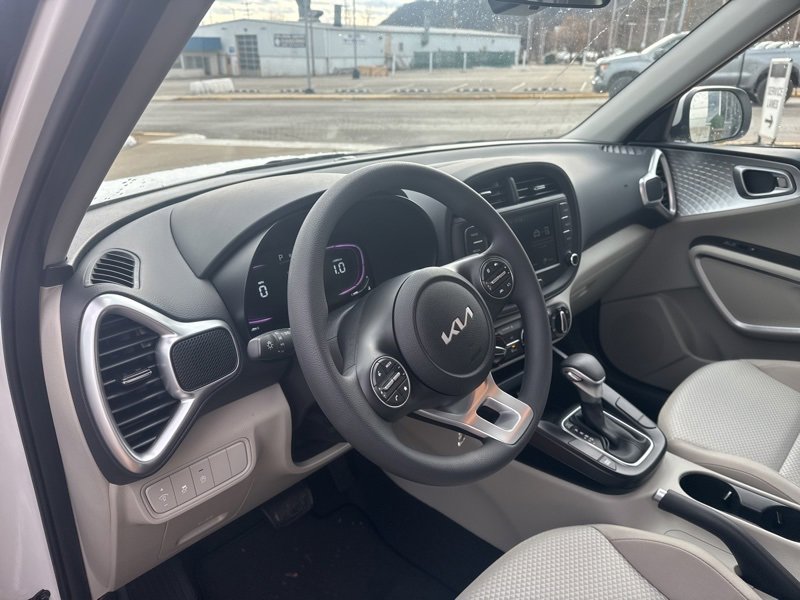New 2025 Kia Soul LX image 21