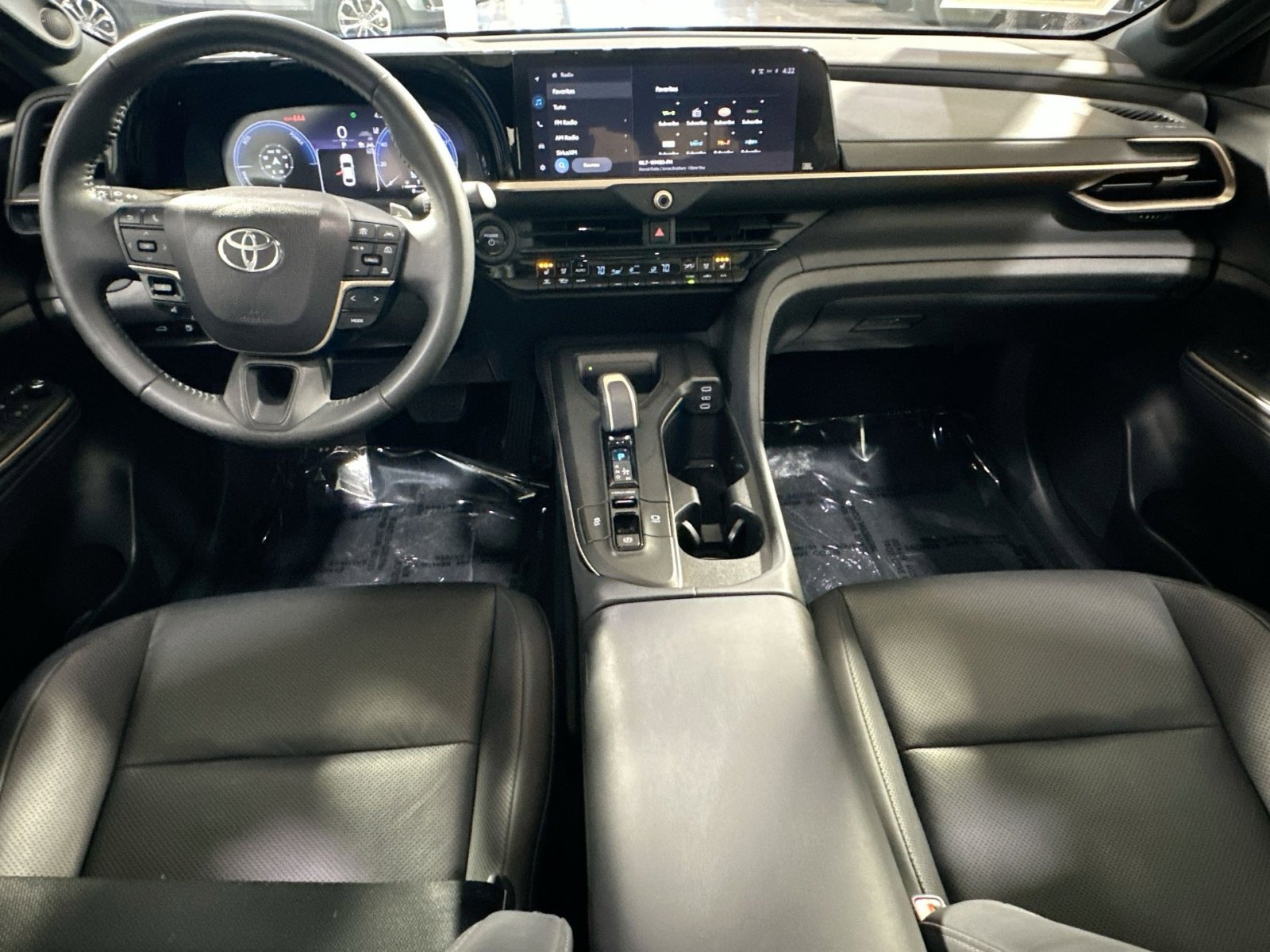 Used 2023 Toyota Crown Platinum image 32