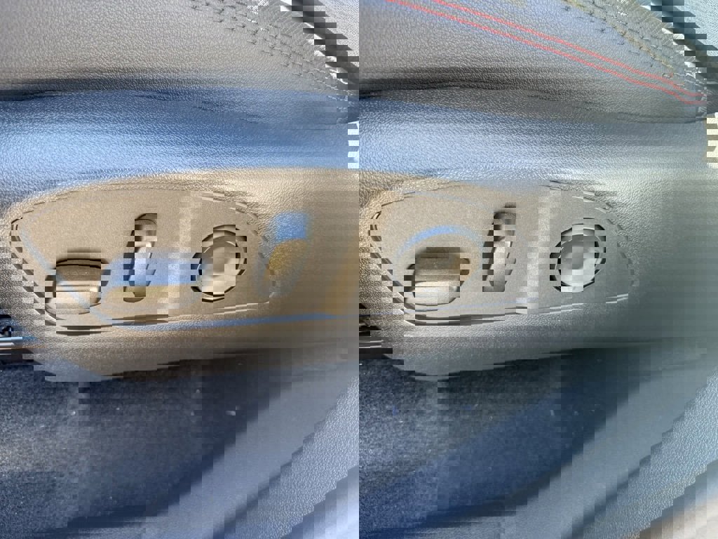 New 2026 Chevrolet Traverse RS w/ LPO, Floor Liner Package image 12