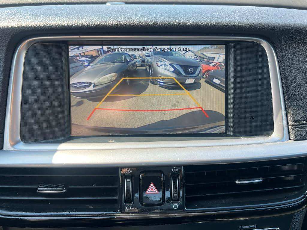 Used 2019 Kia Optima EX FWD image 29