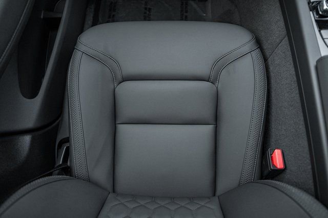 New 2026 Volvo XC60 B5 Plus w/ Protection Package Premier image 32