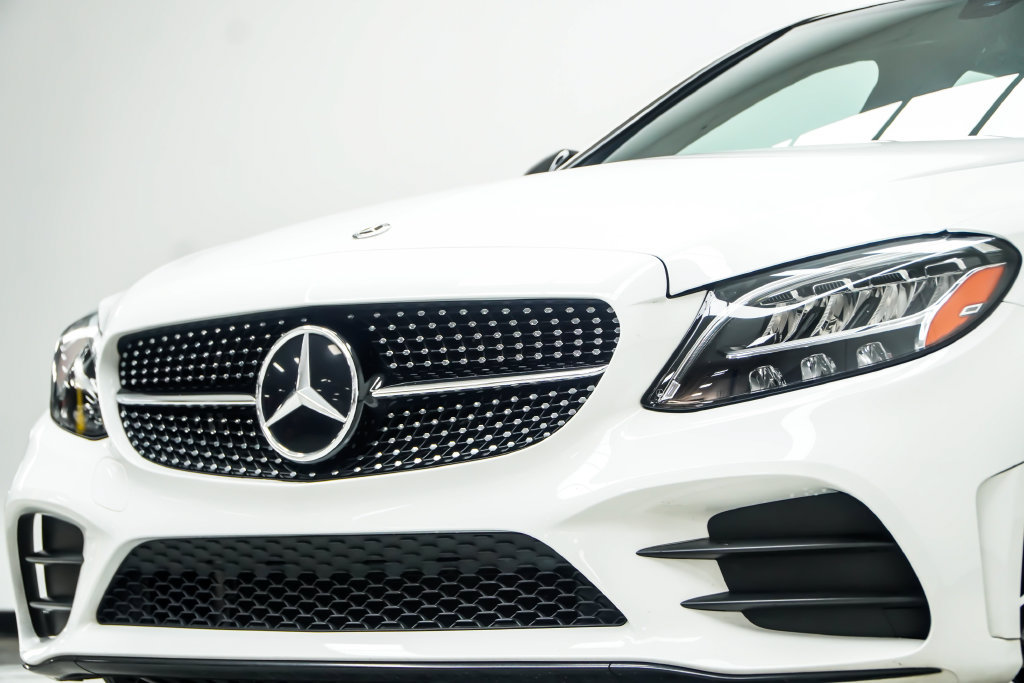 Used 2021 Mercedes-Benz C 300 Sedan w/ AMG Line image 2