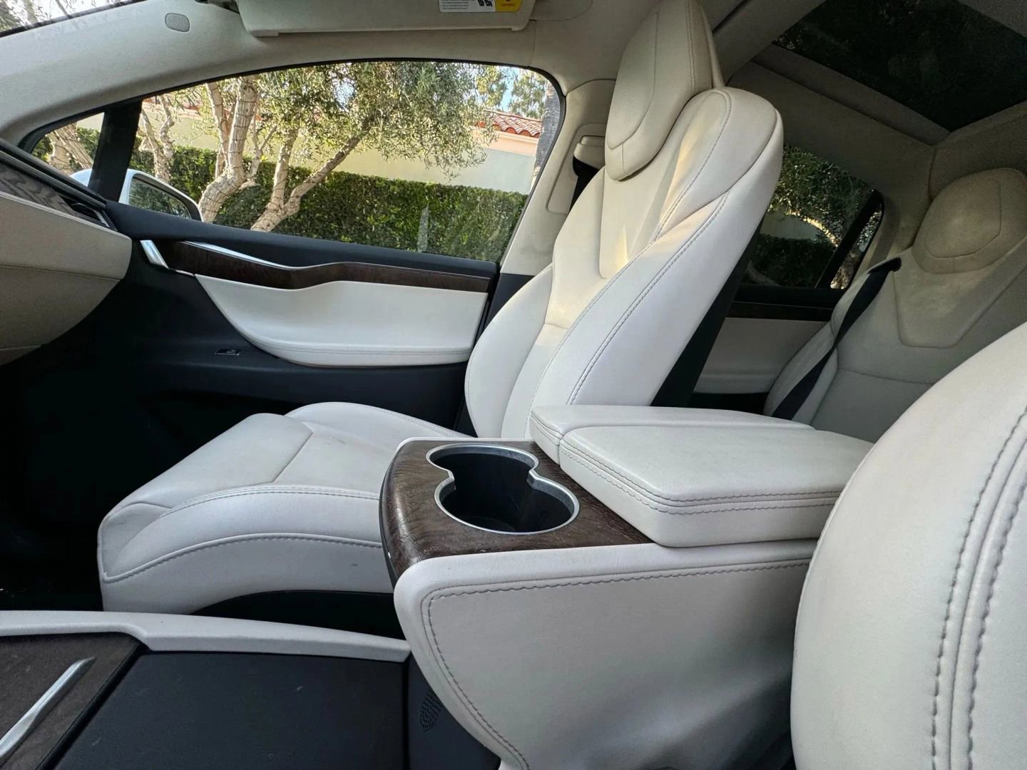 Used 2017 Tesla Model X 75D image 13