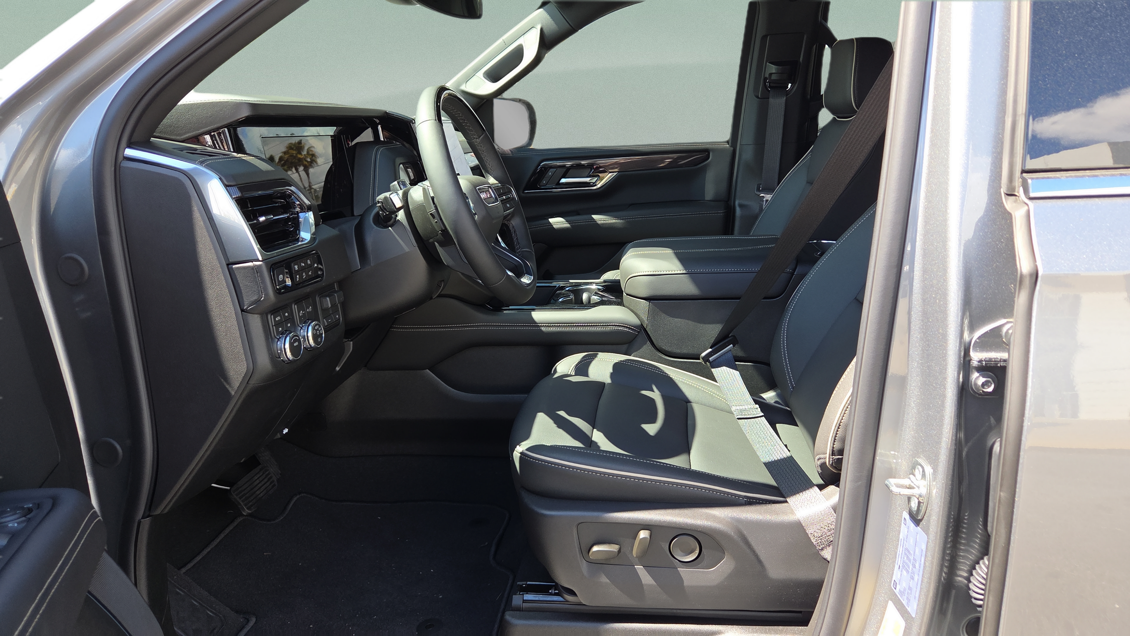 New 2026 GMC Yukon XL Elevation AWD/4WD image 23