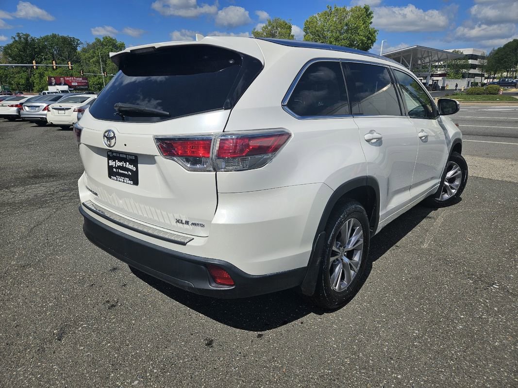 Used 2015 Toyota Highlander XLE AWD/4WD image 6