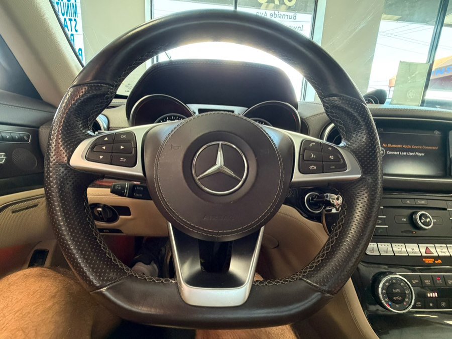 Used 2017 Mercedes-Benz SL 550 image 37