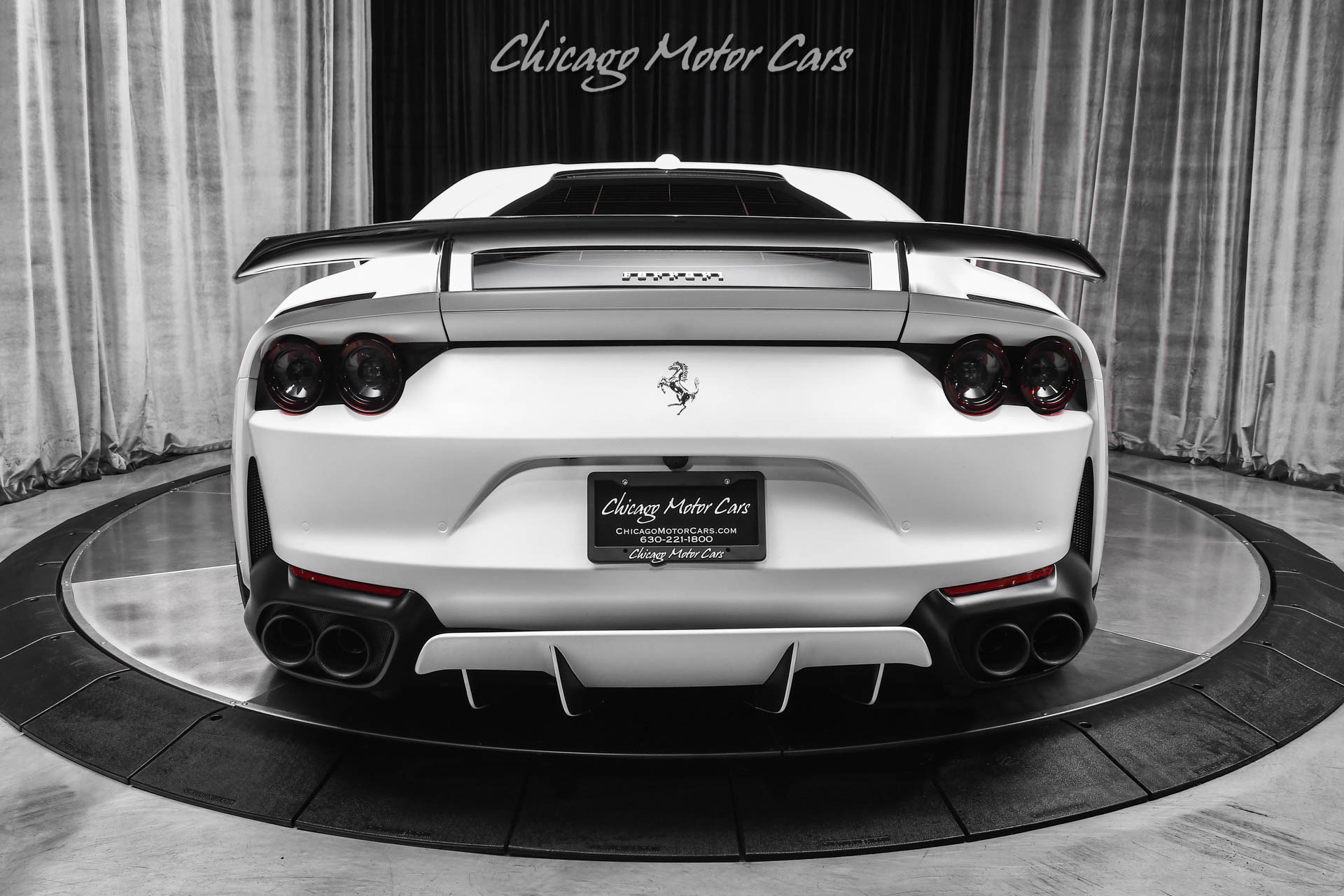 Used 2021 Ferrari 812 Superfast RWD image 4