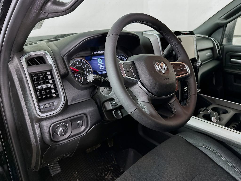 New 2026 RAM 2500 Big Horn AWD/4WD image 13