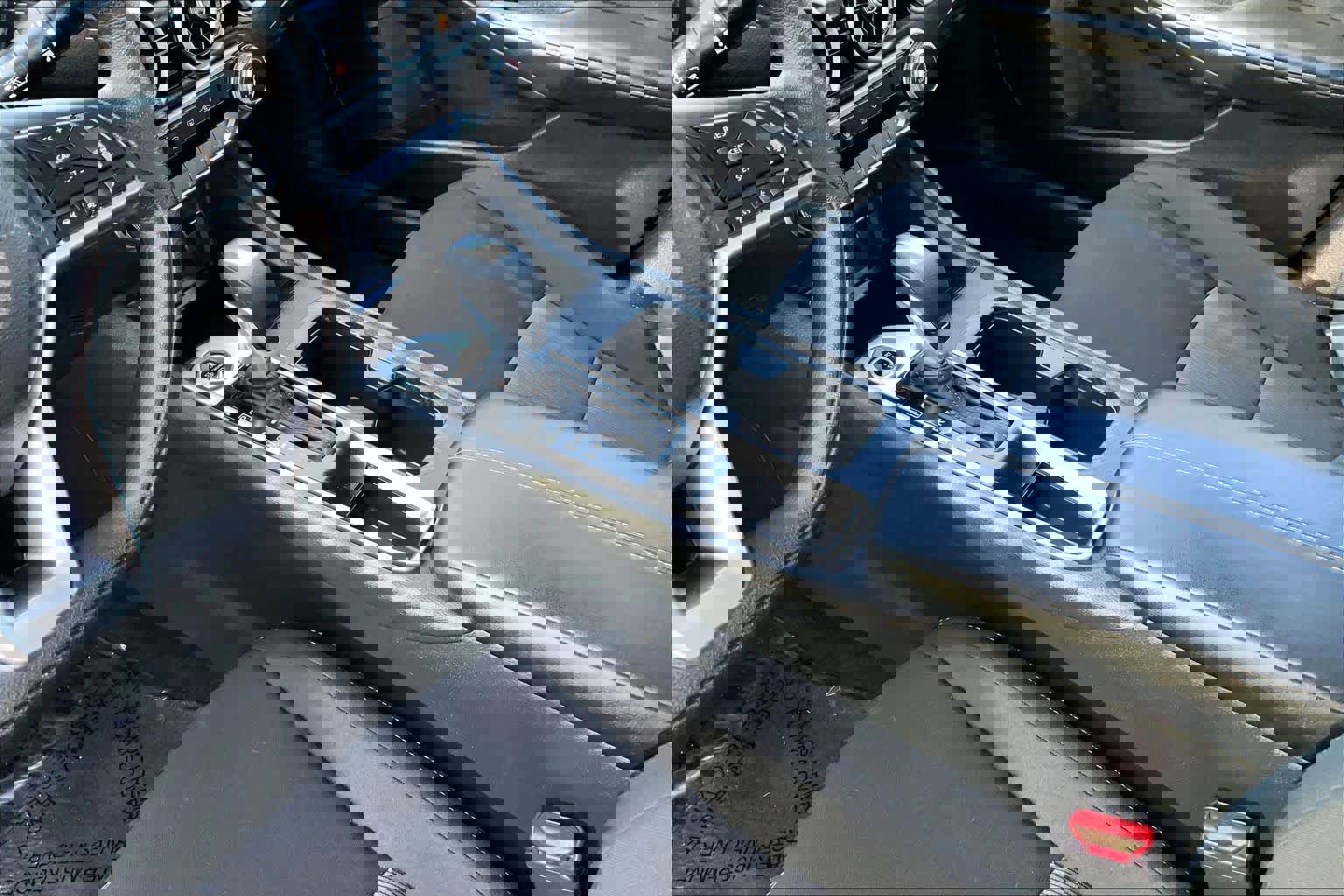 Used 2025 Nissan Sentra SV image 14