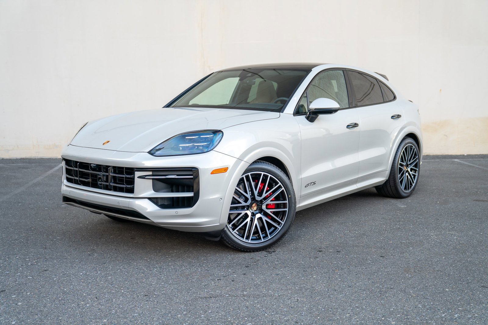 New 2025 Porsche Cayenne GTS