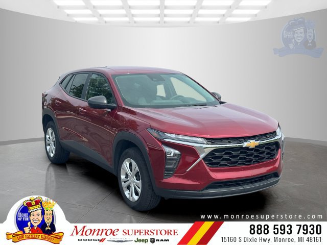 Used 2024 Chevrolet Trax LS w/ Driver Confidence Package