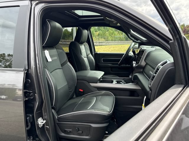 New 2027 RAM 3500 Laramie w/ Night Edition AWD/4WD image 24