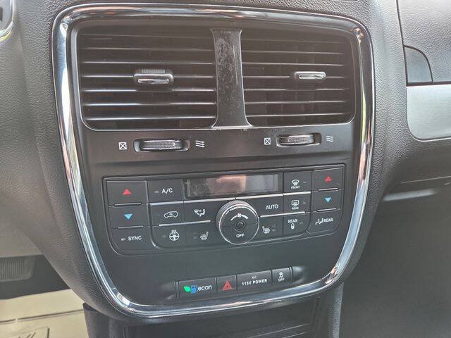 Used 2020 Dodge Grand Caravan GT FWD image 29