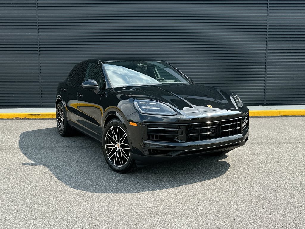 New 2026 Porsche Cayenne Coupe AWD/4WD image 7