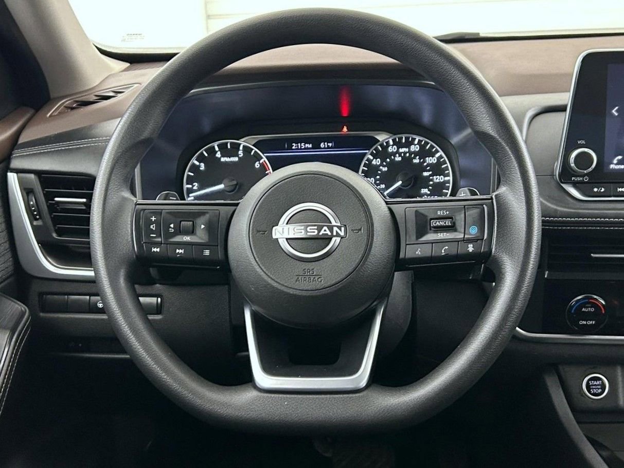 Used 2023 Nissan Rogue SV AWD/4WD image 11
