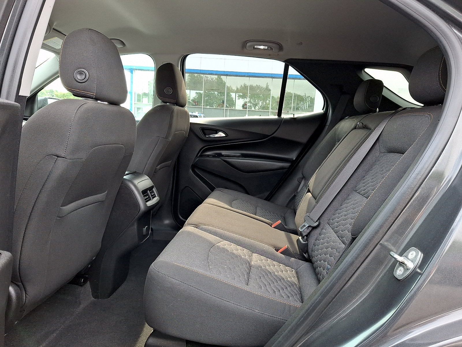 Certified 2018 Chevrolet Equinox LT FWD image 10