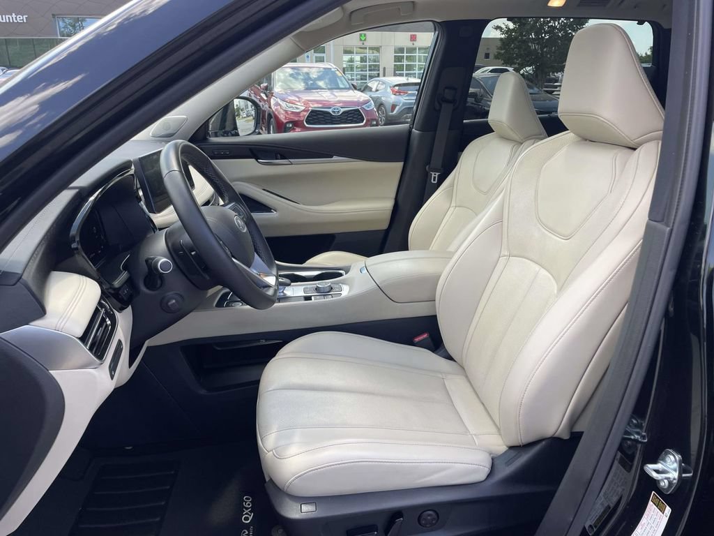 Used 2025 INFINITI QX60 Sensory AWD/4WD image 9