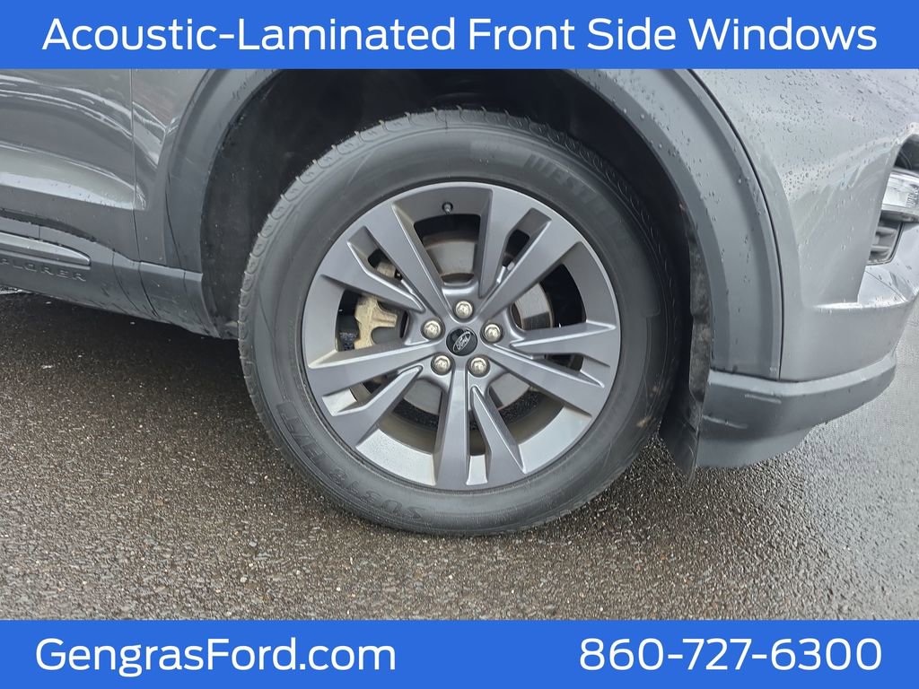 Used 2023 Ford Explorer XLT w/ Equipment Group 202A AWD/4WD image 11