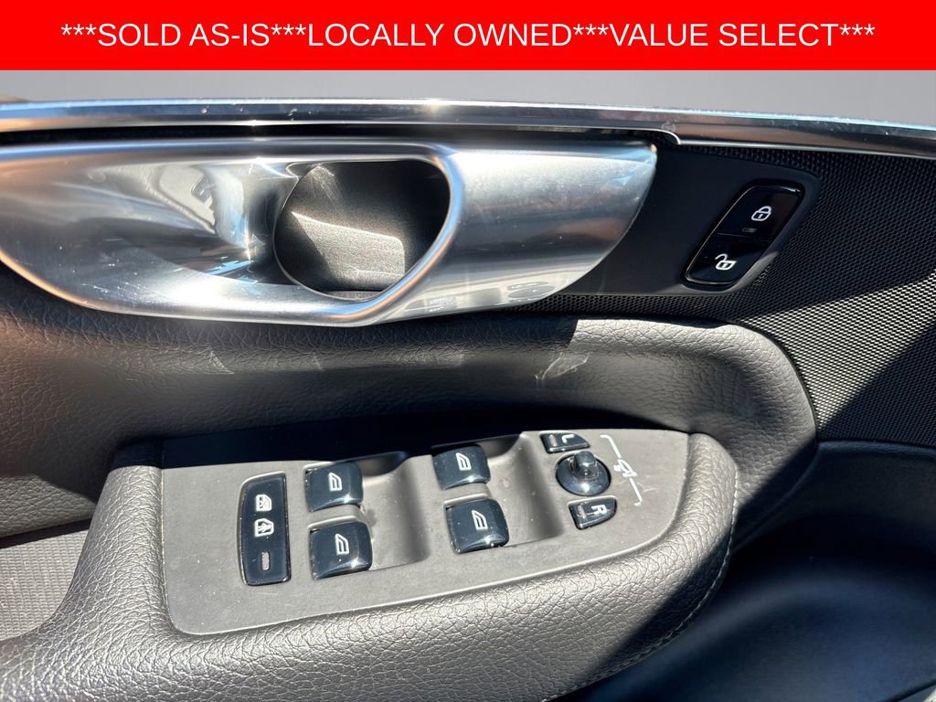 Used 2018 Volvo XC90 T5 Momentum w/ Convenience Package AWD/4WD image 20
