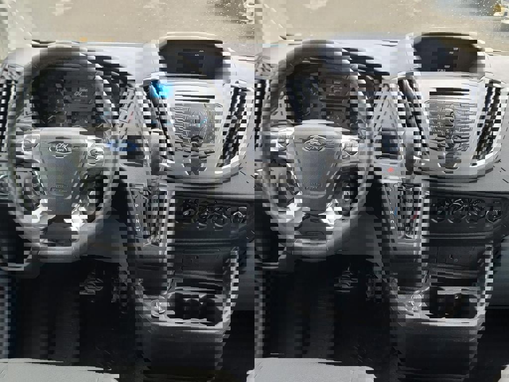 Used 2017 Ford Transit 350 XLT RWD image 19