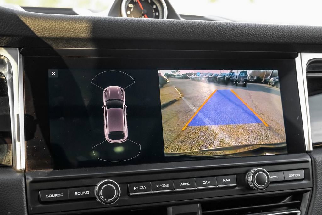 Used 2020 Porsche Macan AWD/4WD image 20