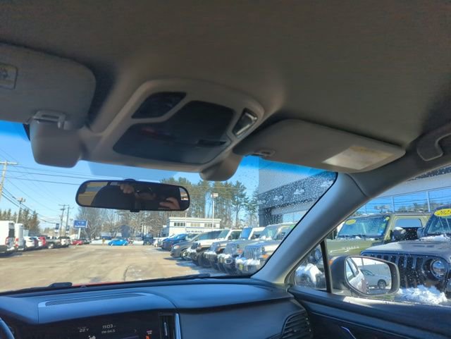 Used 2022 Subaru Outback Premium image 29