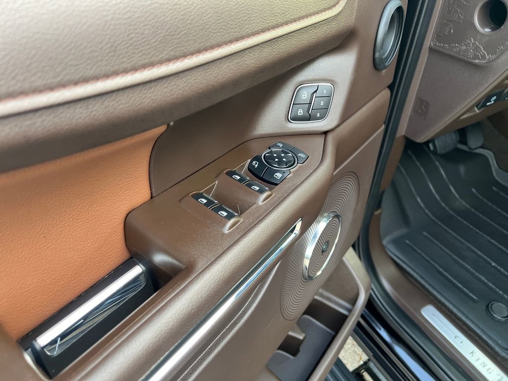 Used 2024 Ford Expedition Max King Ranch image 13