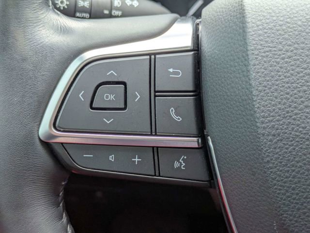 Used 2021 Toyota Highlander Platinum image 29