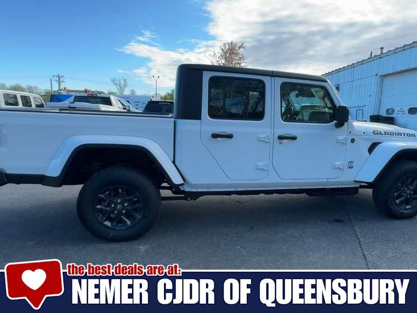 New 2026 Jeep Gladiator Sport AWD/4WD image 9